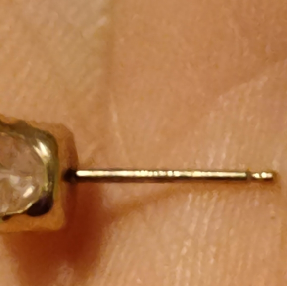 ❤️ SOLD!! Lot of 14k and 10k Earrings - Picture 6 of 6